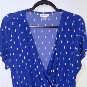 JaclynSmith Blue Wrap Top- XL